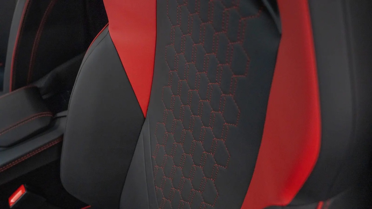 2024 Lamborghini Revuelto, 15/19