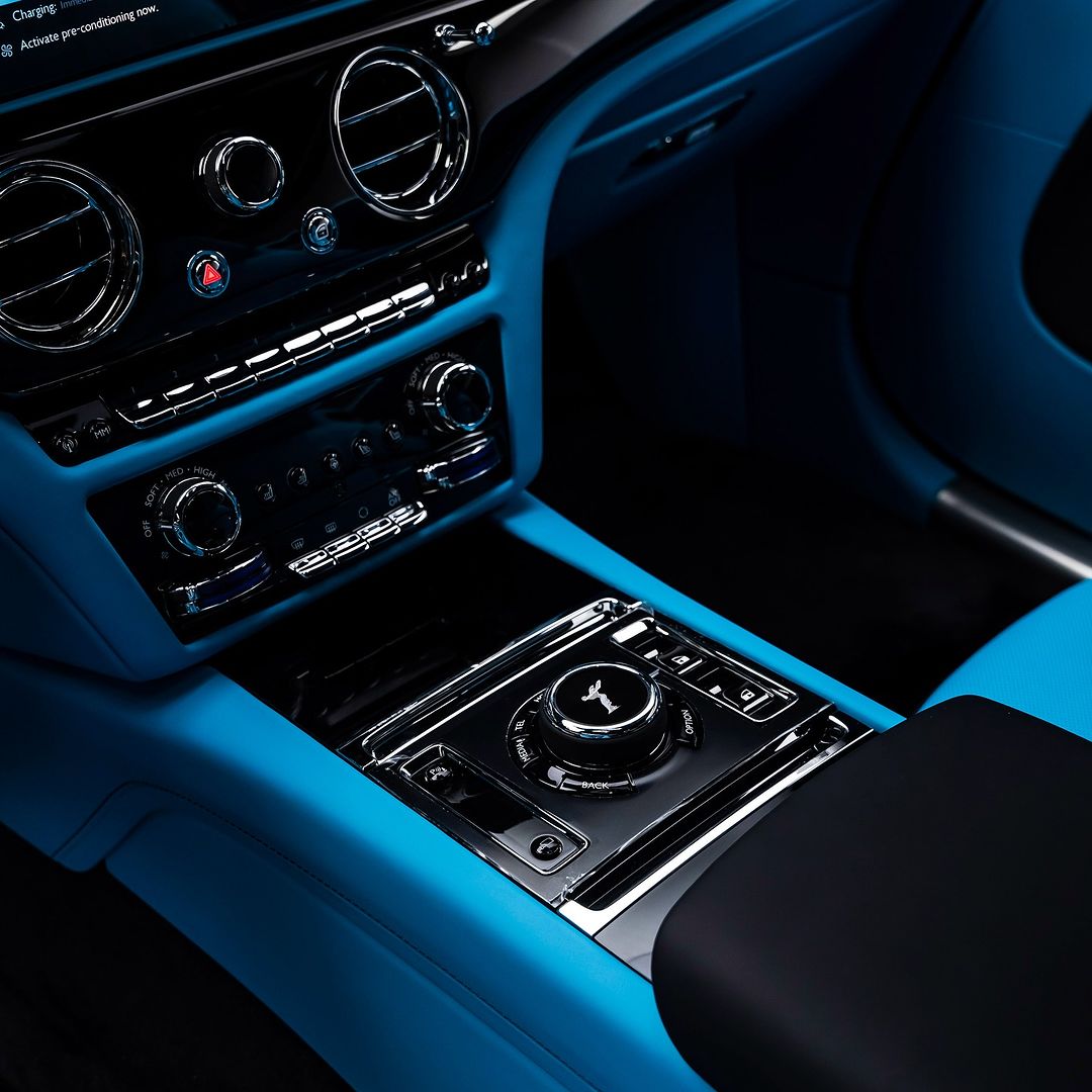 2025 Rolls-Royce Spectre, 11/11
