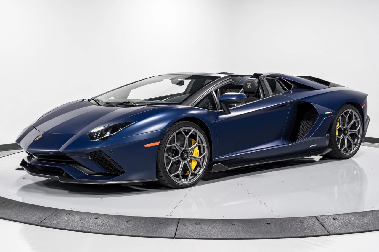 2022 Lamborghini Aventador Ultimae Roadster, 27/39