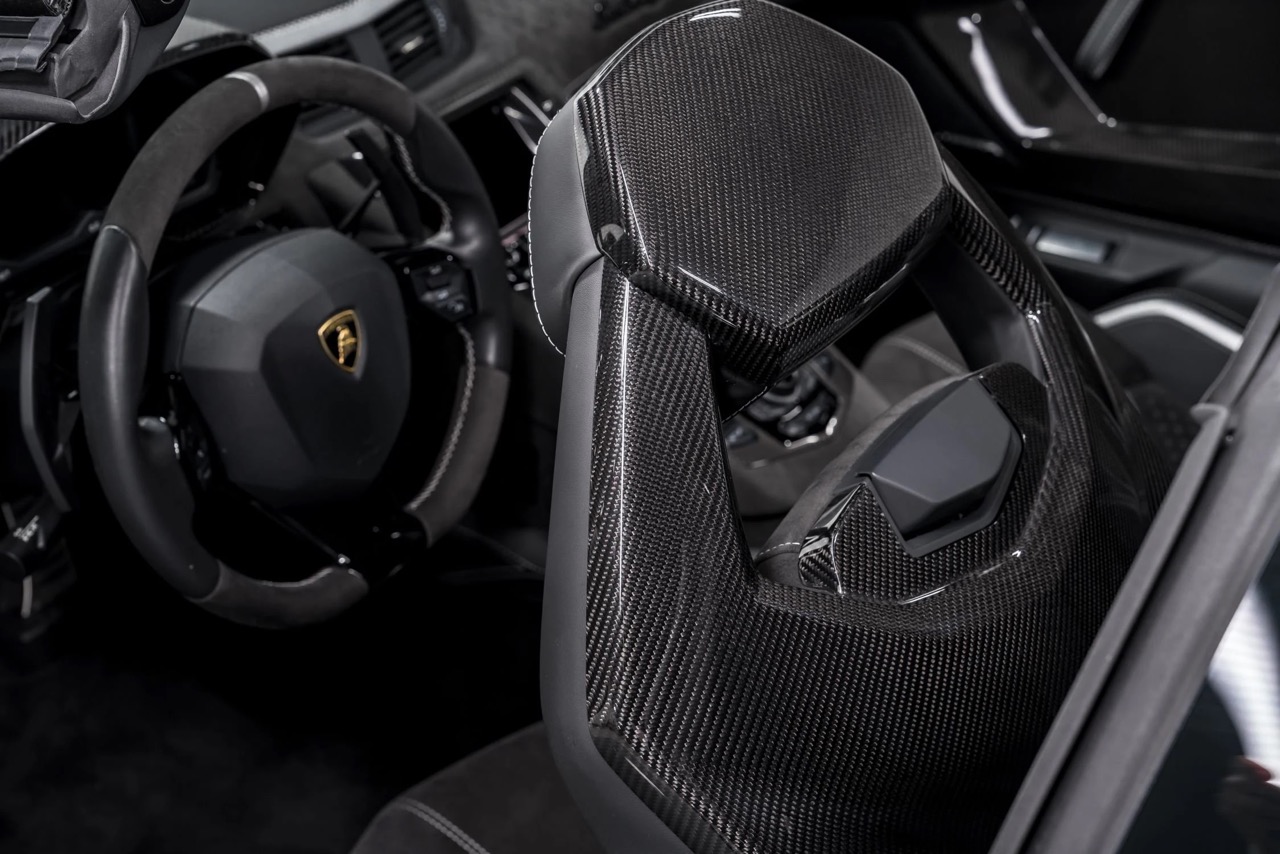 2022 Lamborghini Aventador Ultimae Roadster, 34/39