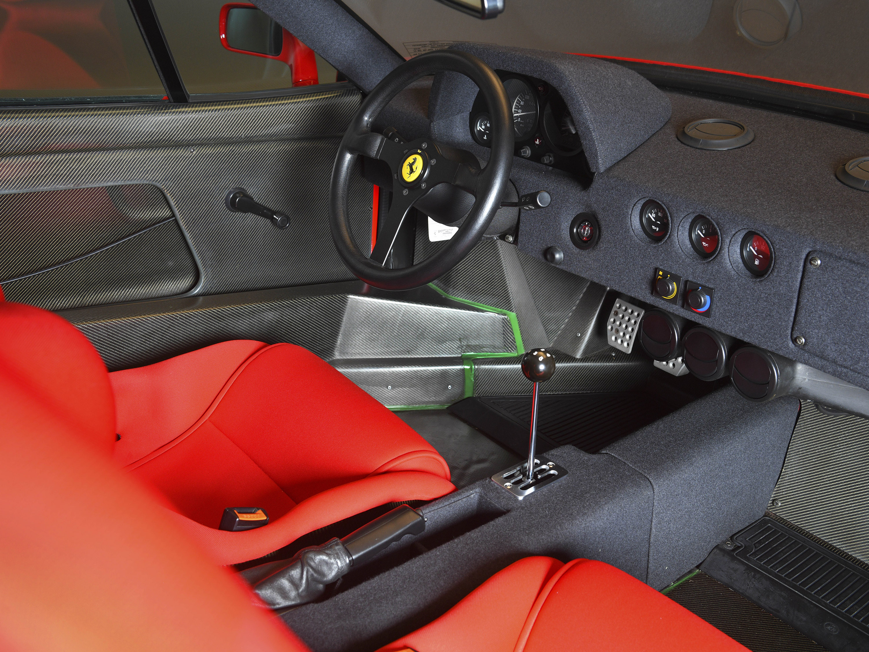 1989 Ferrari F40, 18/20