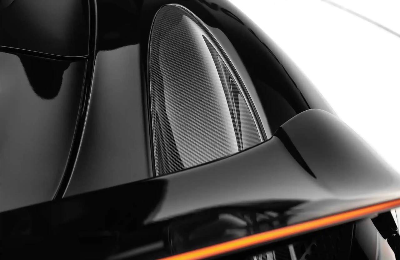 2022 McLaren 765LT Spider by Novitec, 17/20