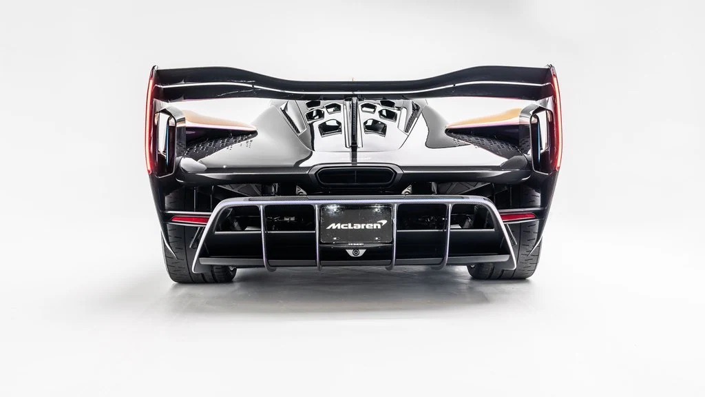 2020 McLaren Sabre, 5/40