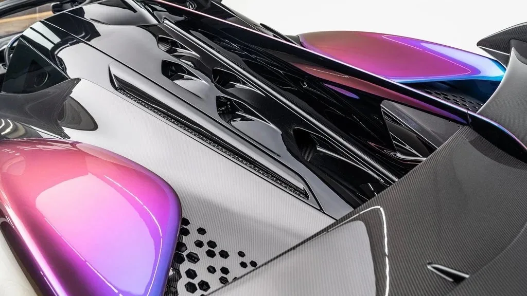 2020 McLaren Sabre, detail
