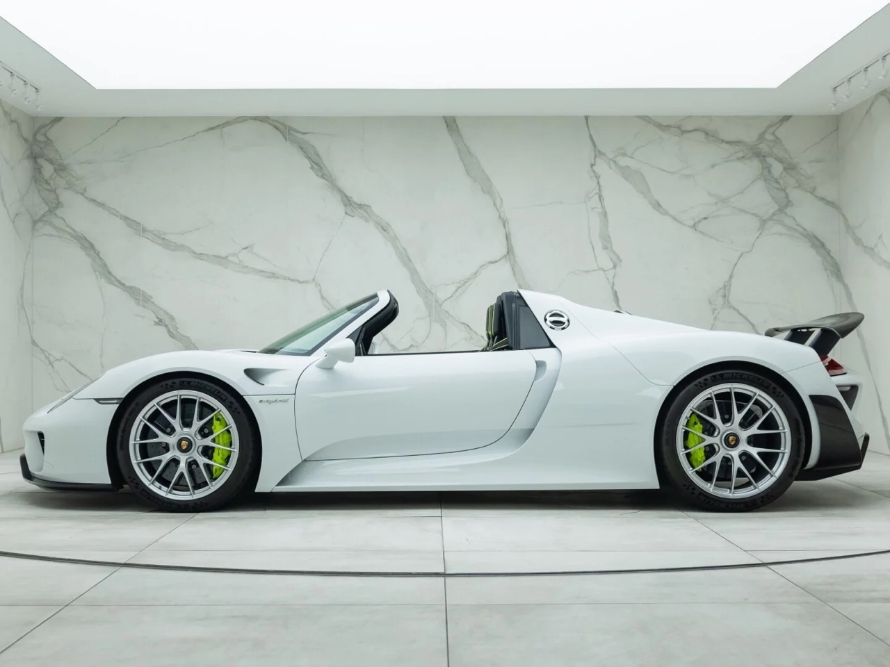 2014 Porsche 918 Spyder, 6/20