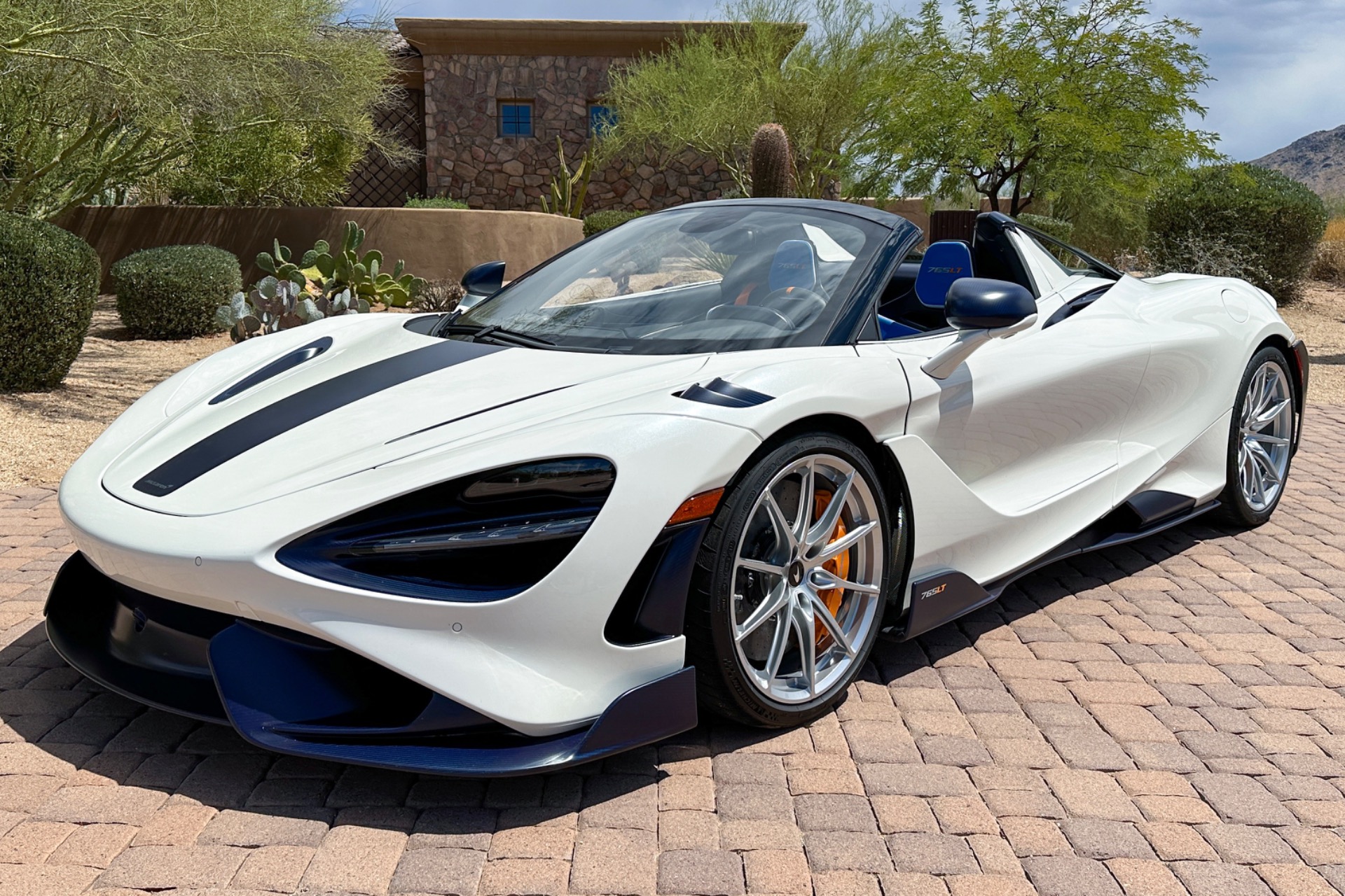 2011 McLaren 765LT Spider