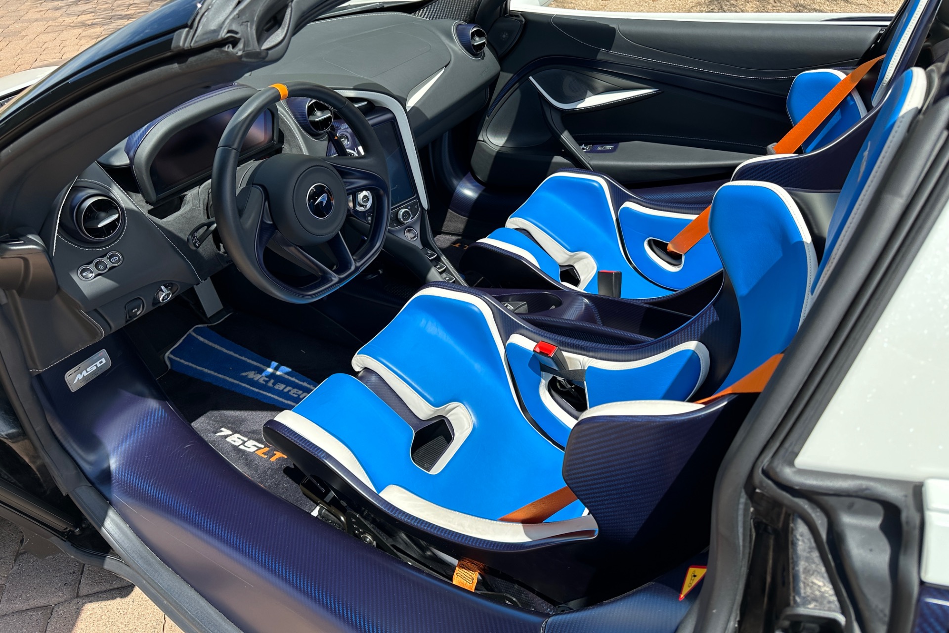 2011 McLaren 765LT Spider, 10/19