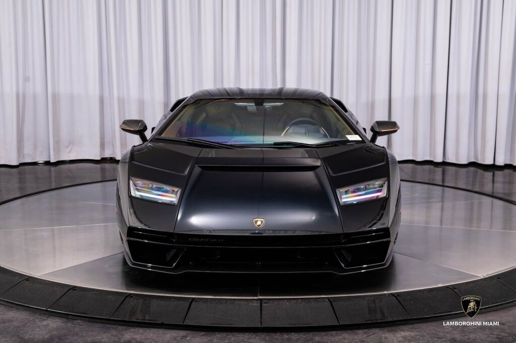 2022 Lamborghini Countach LPI 800-4