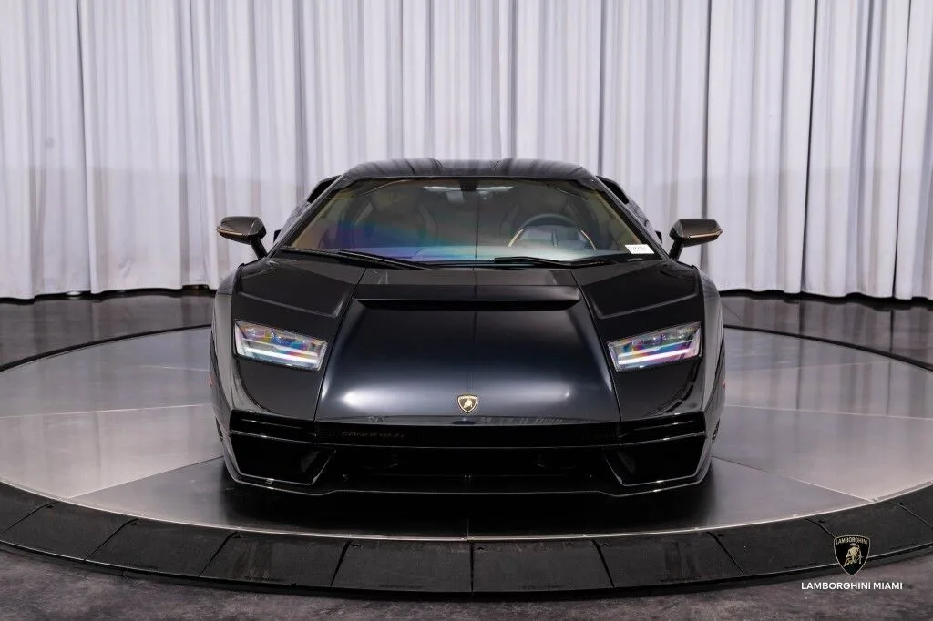 2022 Lamborghini Countach LPI 800-4