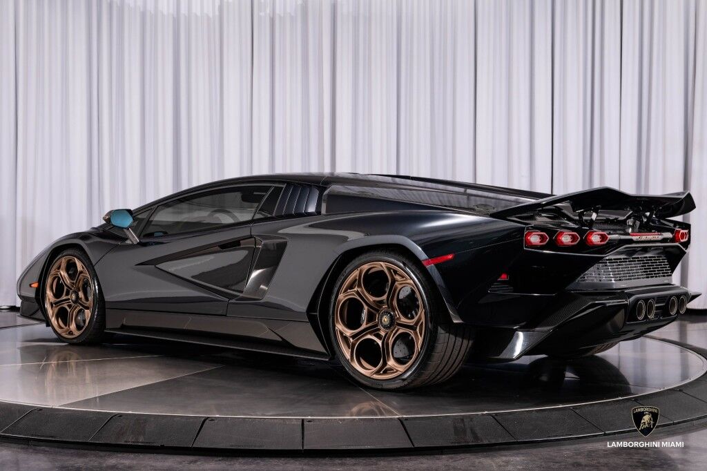2022 Lamborghini Countach LPI 800-4, 12/20