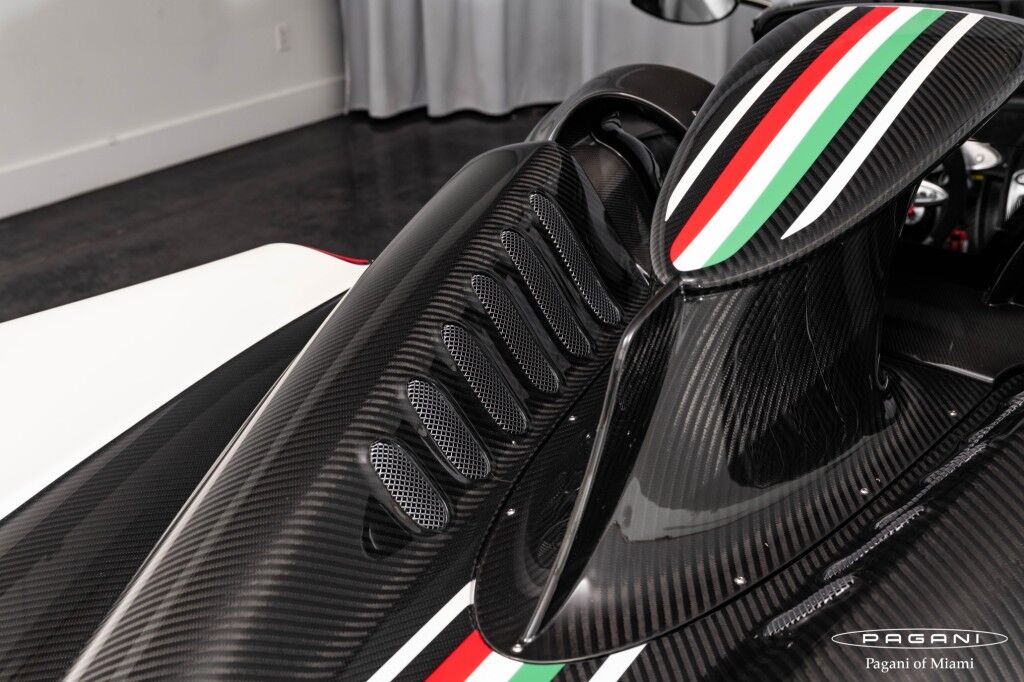 2022 Pagani Huayra Roadster BC, 15/20