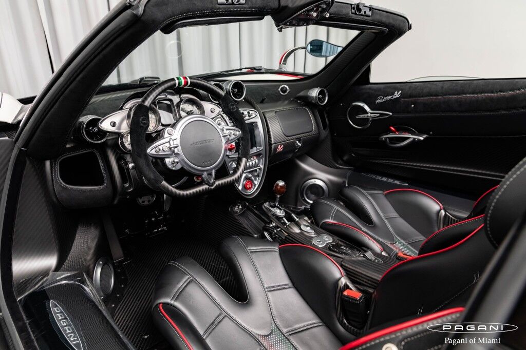 2022 Pagani Huayra Roadster BC, 18/20
