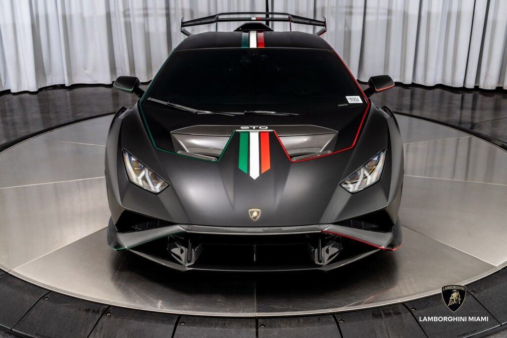 2023 Lamborghini Huracan STO 60th Anniversary