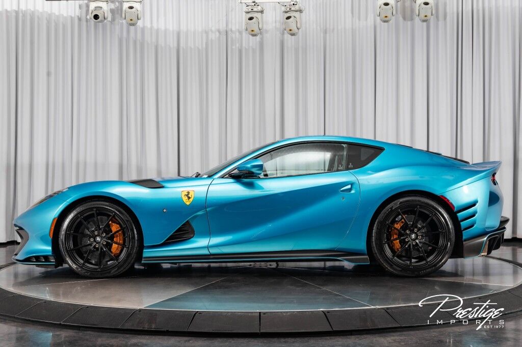 2023 Ferrari 812 Competizione, 8/30