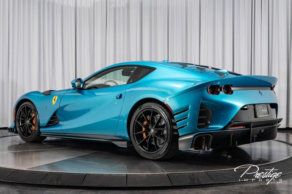 2023 Ferrari 812 Competizione, 11/30