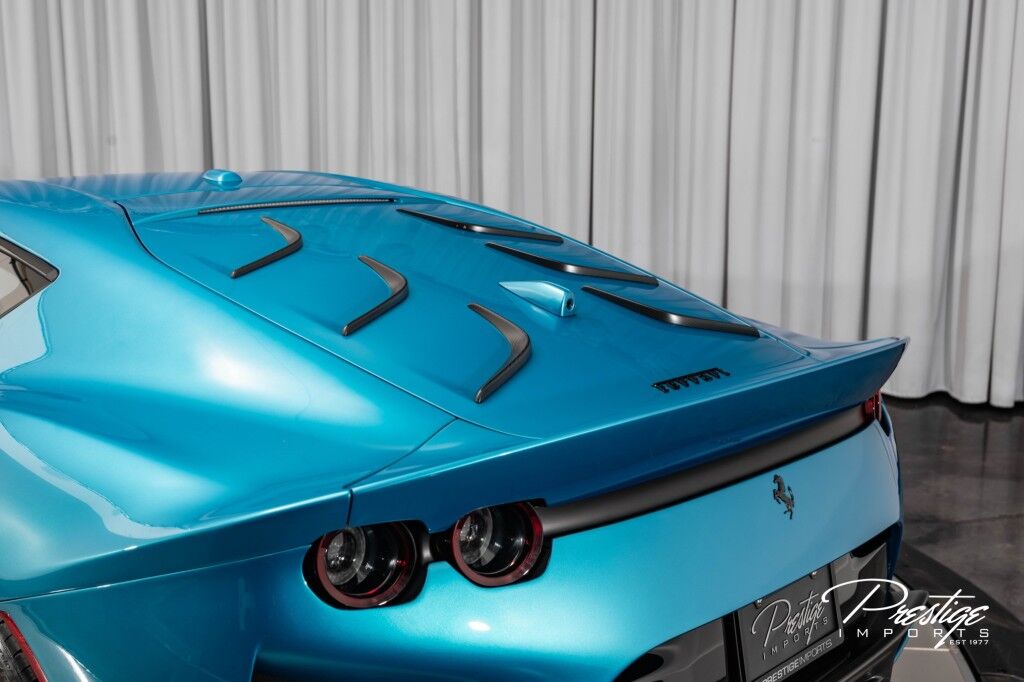 2023 Ferrari 812 Competizione, 12/30