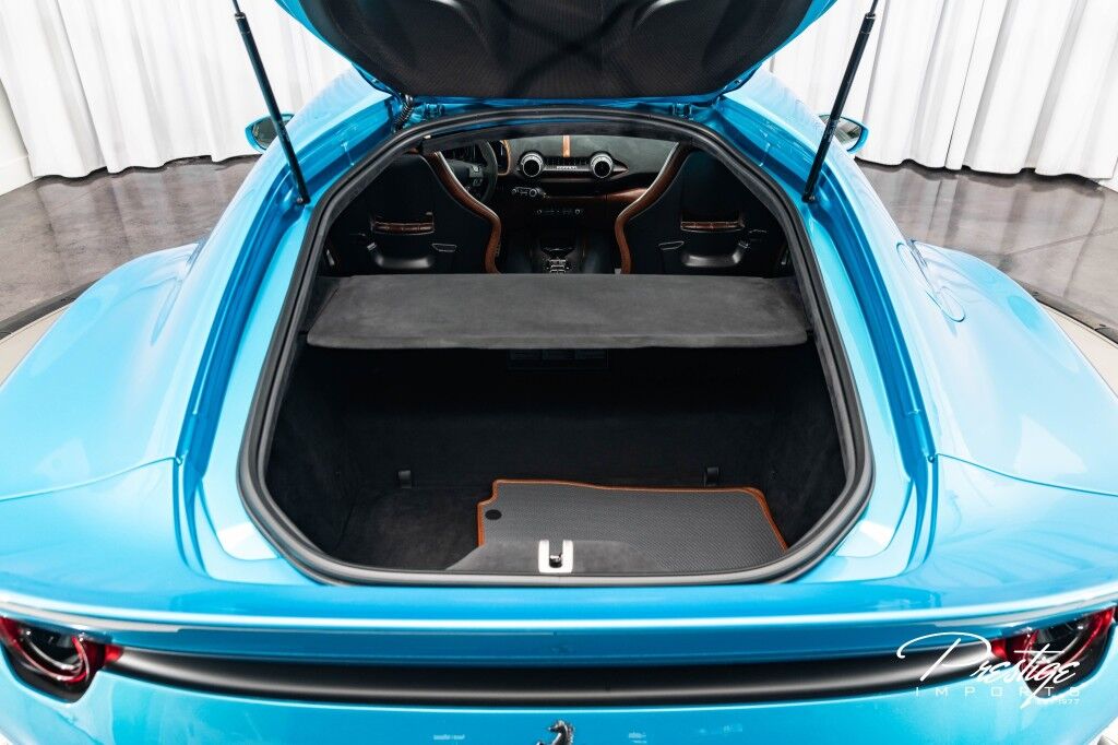 2023 Ferrari 812 Competizione, 13/30