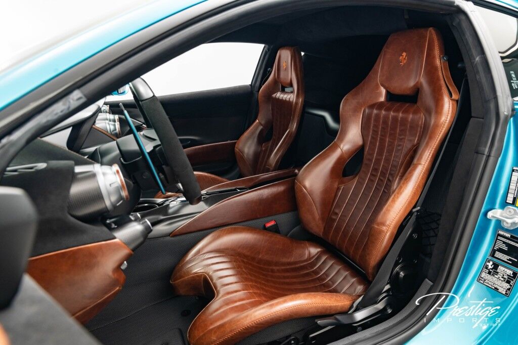 2023 Ferrari 812 Competizione, 19/30