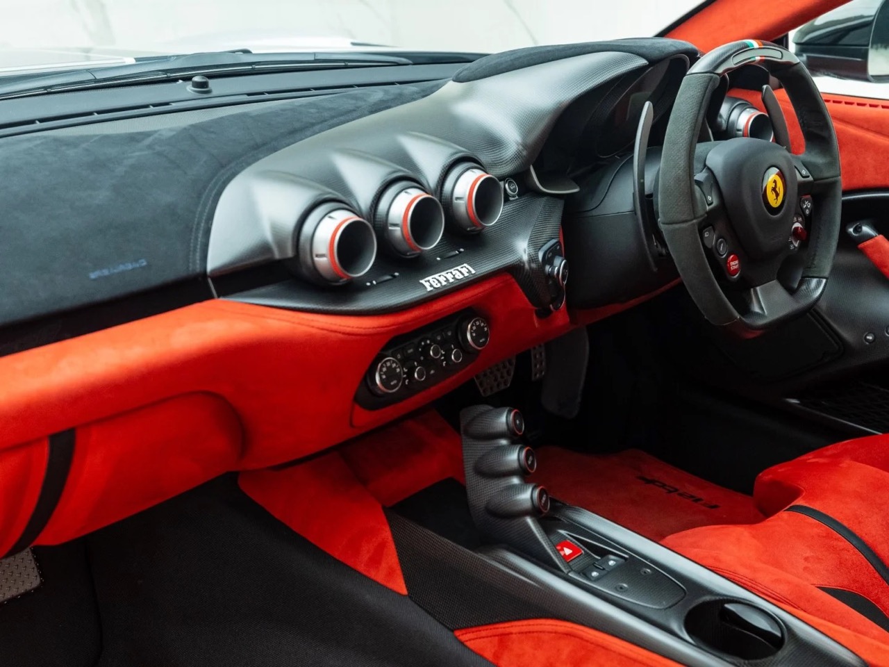 2017 Ferrari F12 TDF, 11/18