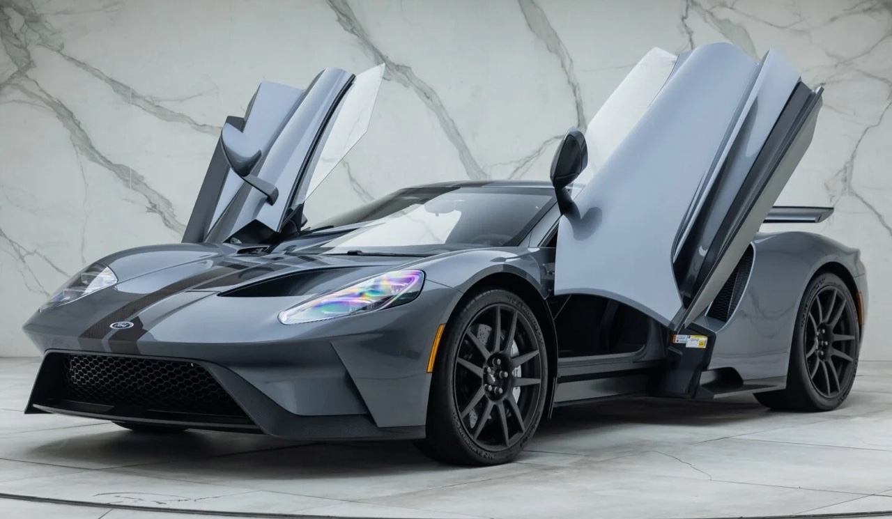 2021 Ford GT Carbon Series