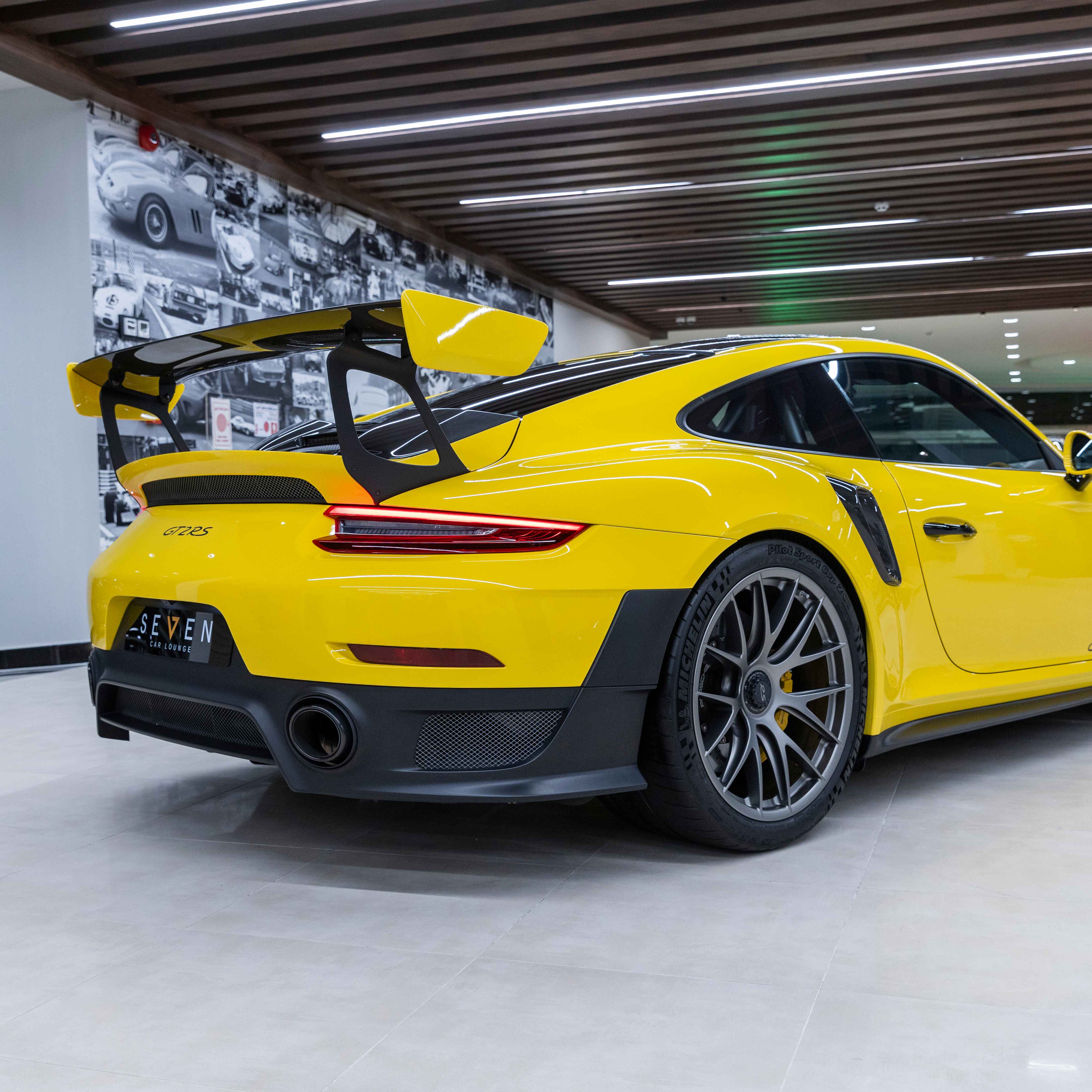 2018 Porsche 911 GT2 RS, 24/29