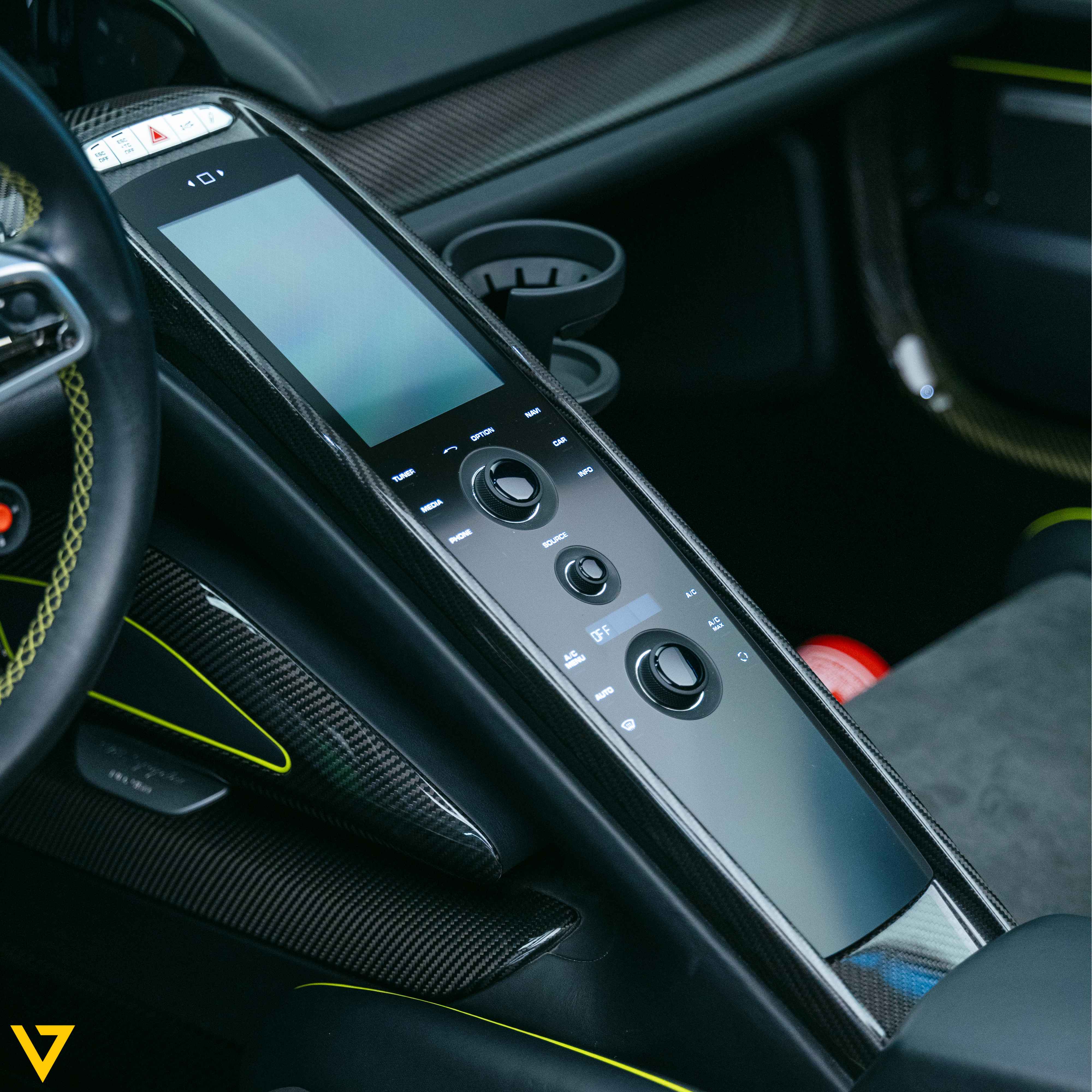 2015 Porsche 918 Spyder Weissach, 9/12
