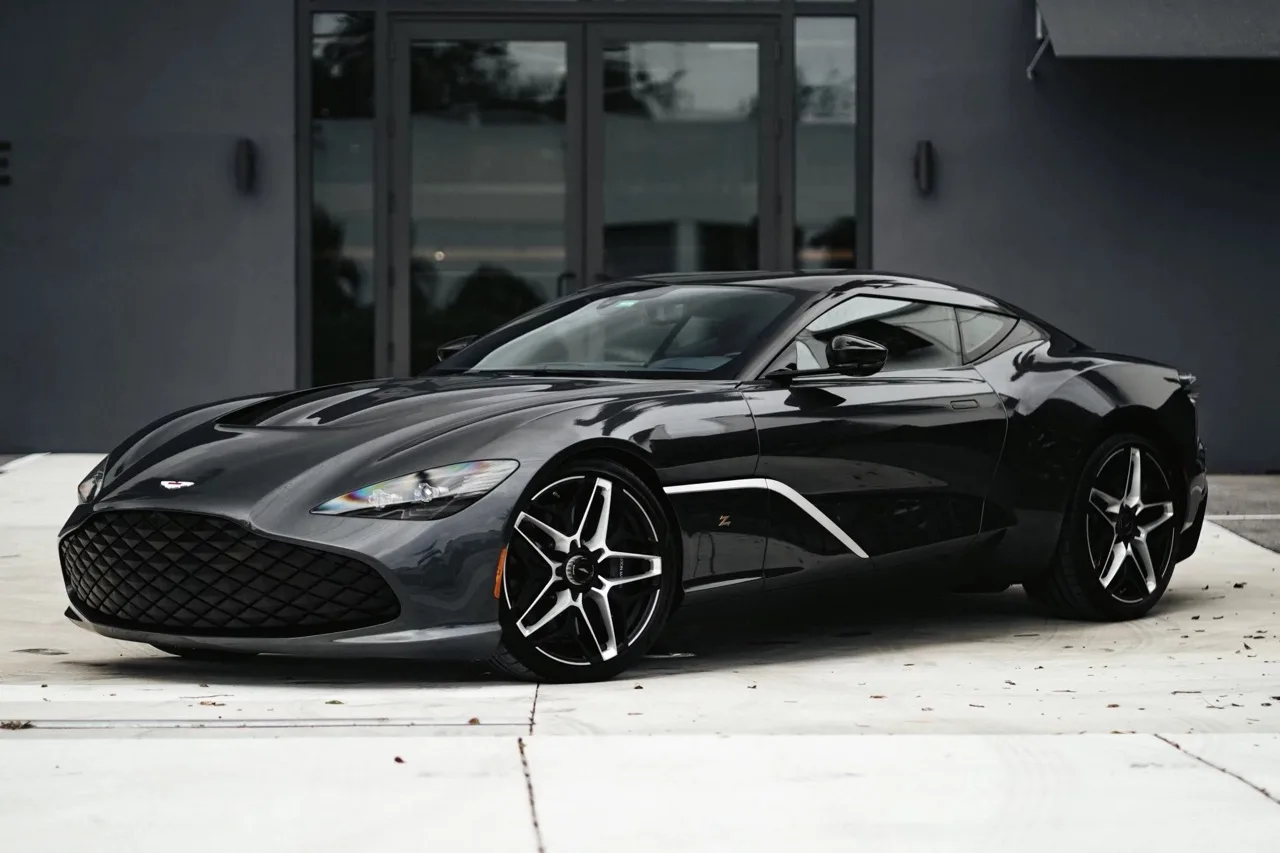 2020 Aston Martin DBS Zagato