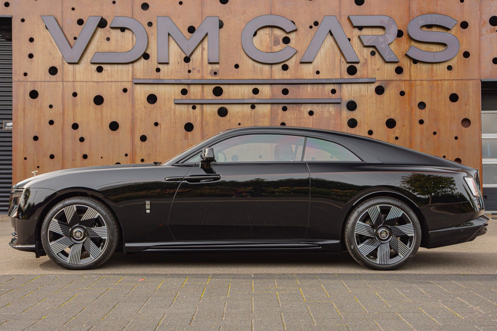2024 Rolls-Royce Spectre, 2/11