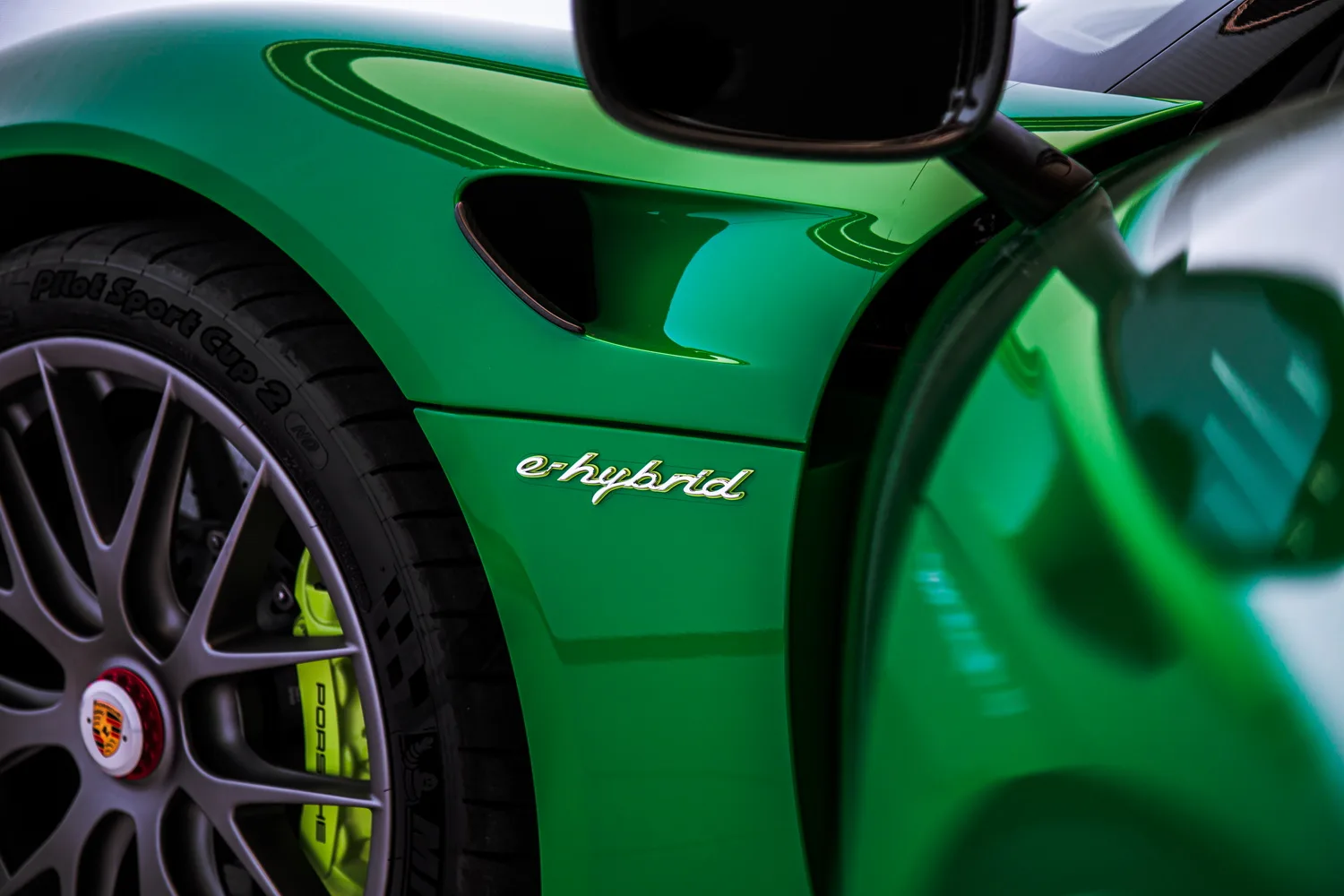 2015 Porsche 918 Spyder for sale, exterior