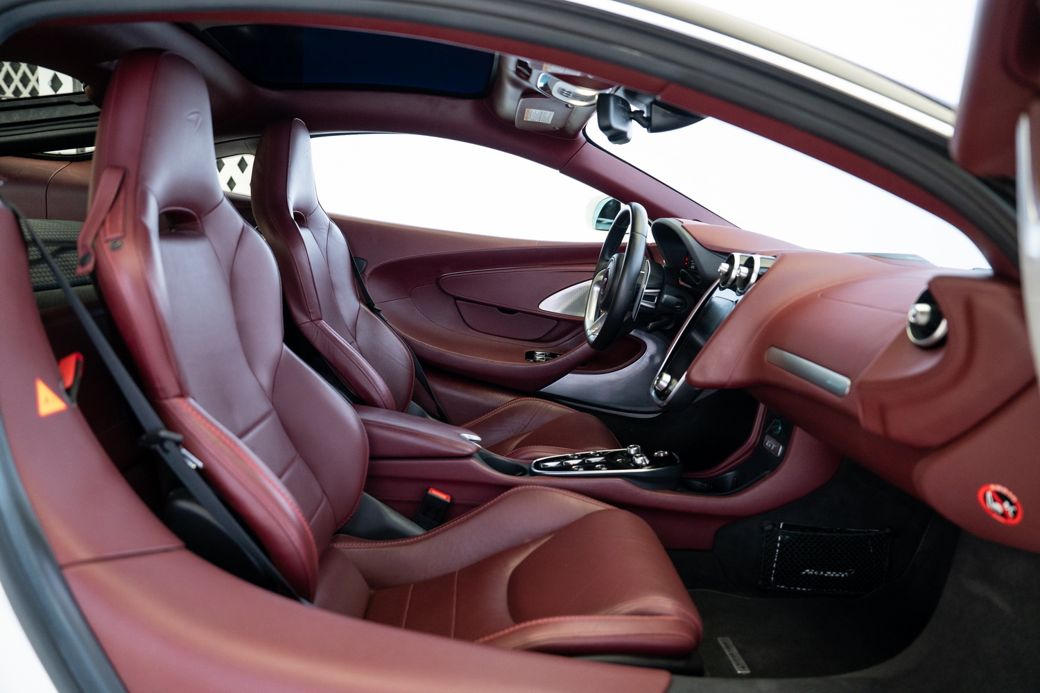 2020 McLaren GT, 7/16