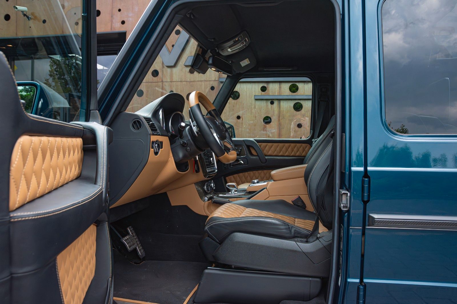 2018 Mercedes-Maybach G 650 Landaulet, 4/20