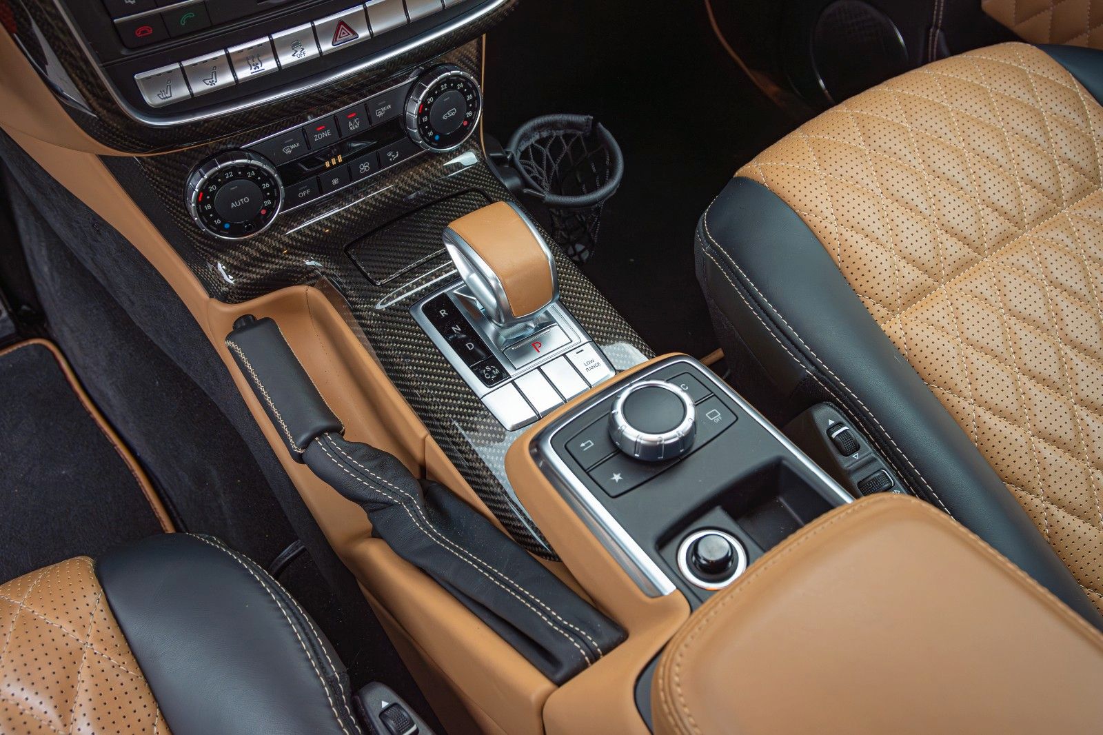 2018 Mercedes-Maybach G 650 Landaulet, 7/20
