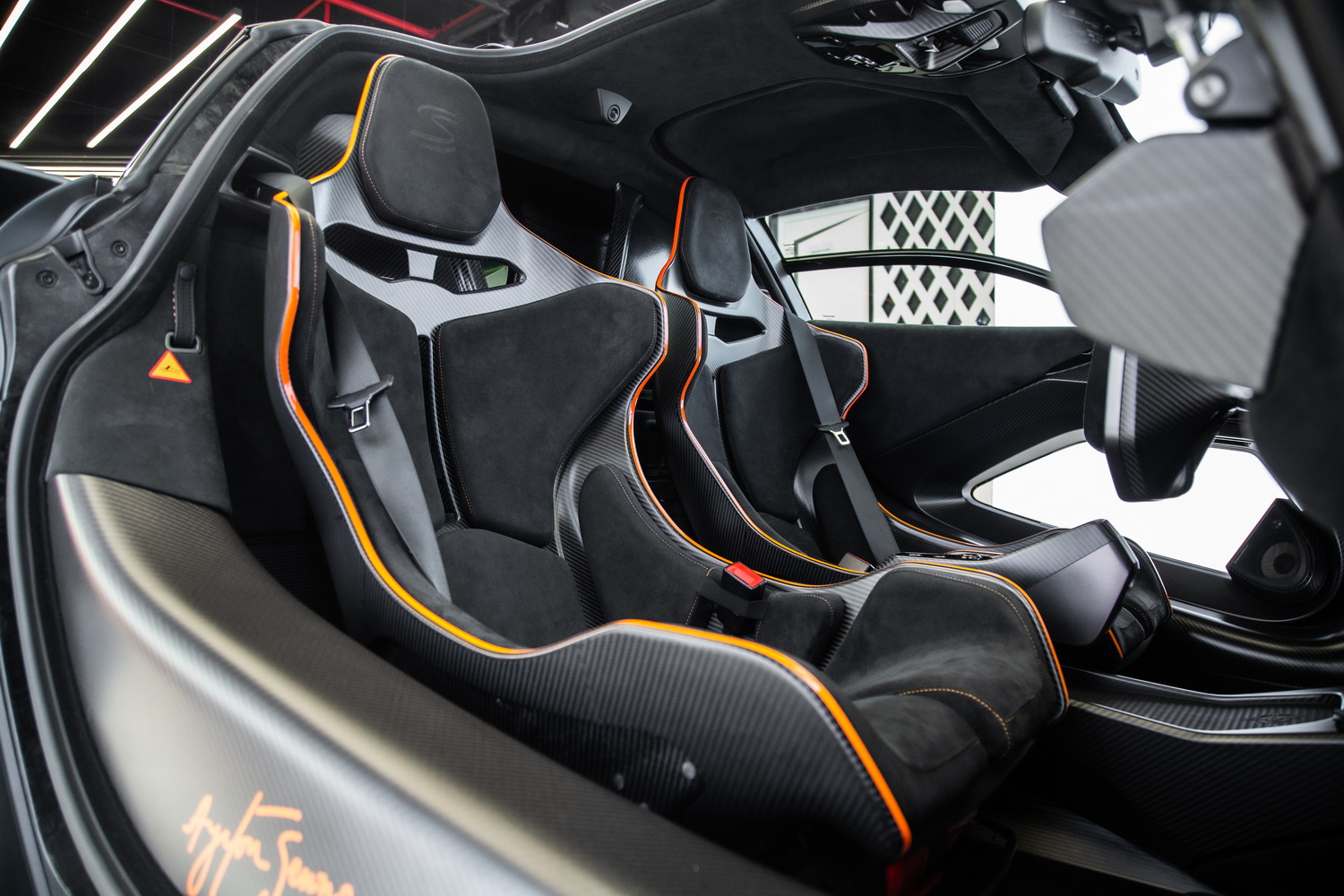 2019 McLaren Senna, 2/21