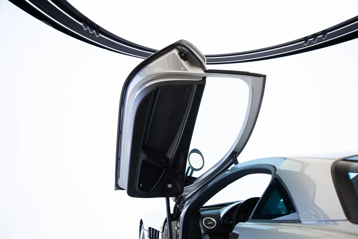 2007 Mercedes-Benz SLR McLaren 722 Edition for sale, exterior, Silver
