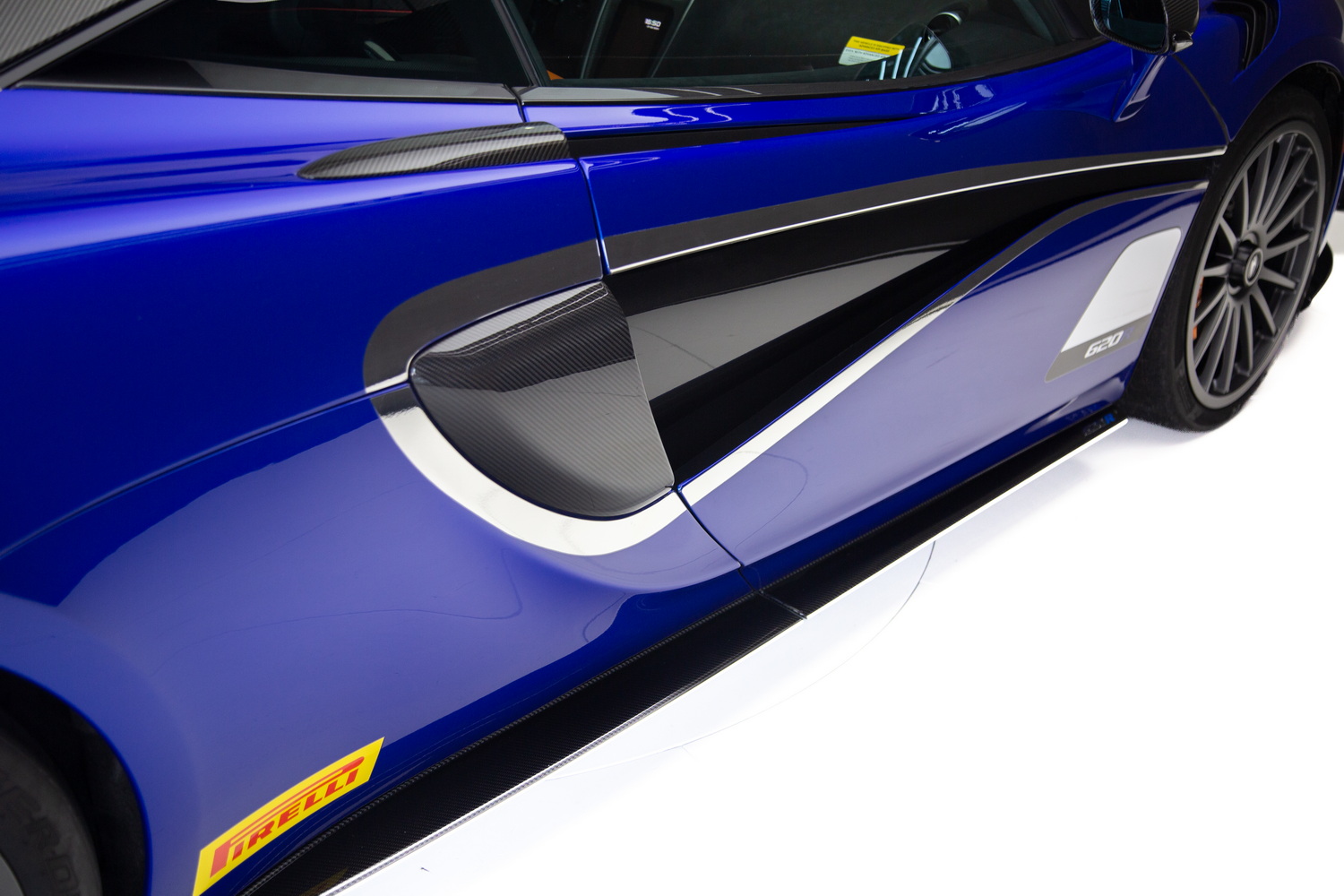 2020 McLaren 620R, 6/19