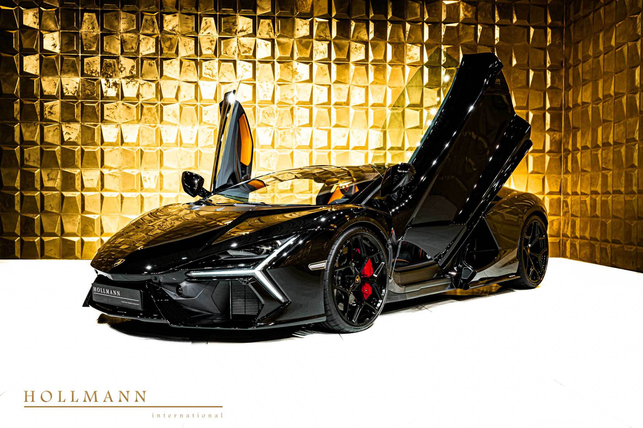 2024 Lamborghini Revuelto