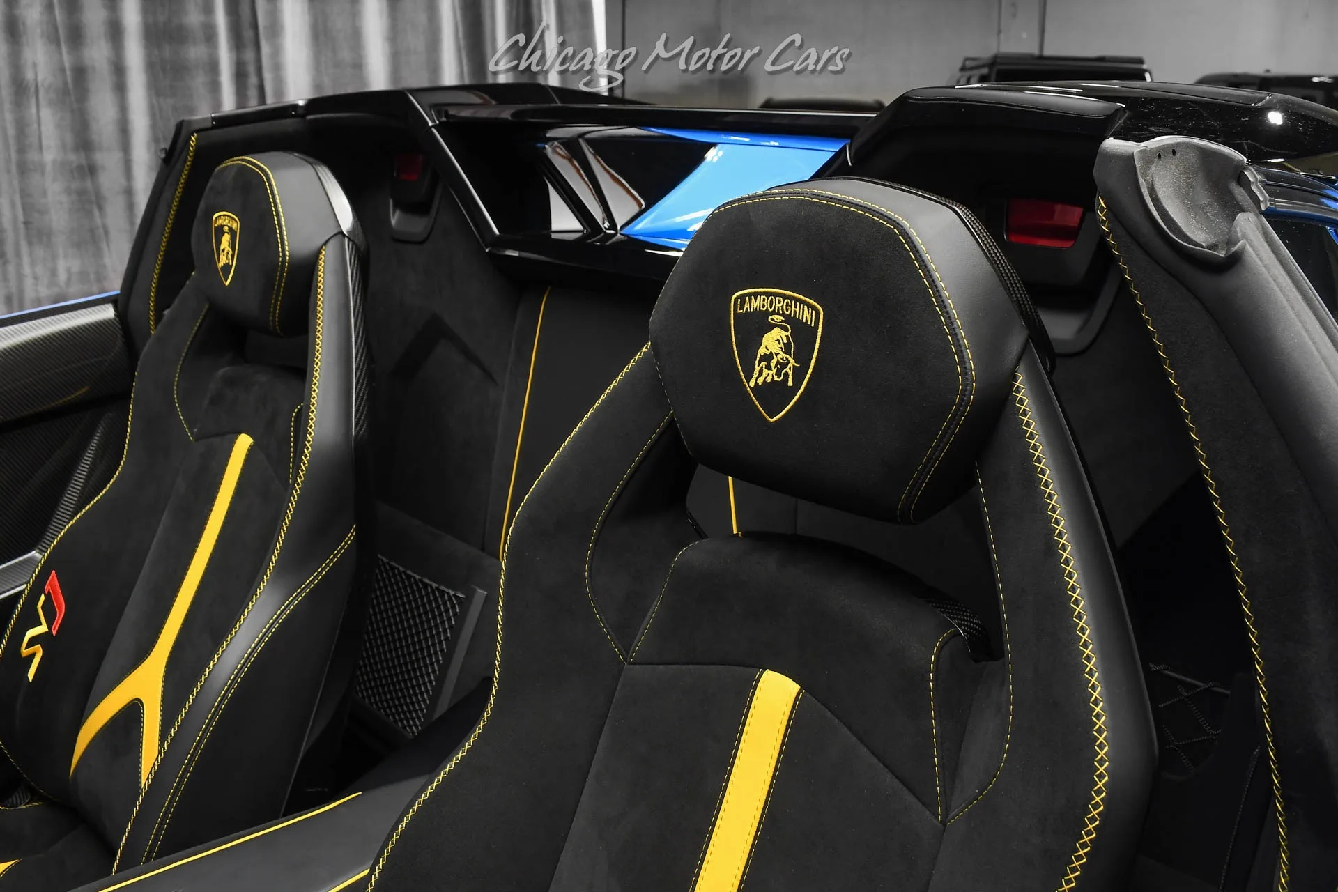 2021 Lamborghini Aventador LP770-4 SVJ Roadster interior, seats, Nero Cosmus with Giallo Taurus