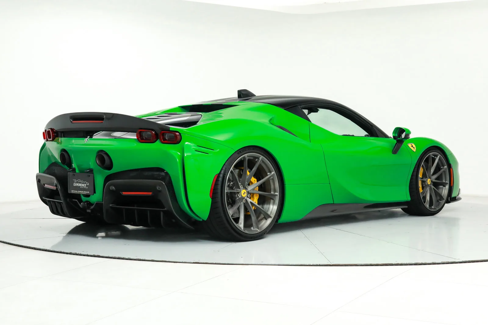 2023 Ferrari SF90 Stradale Assetto Fiorano