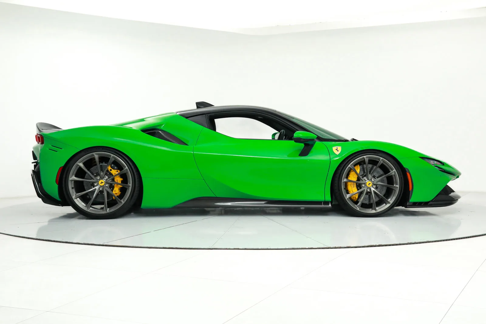 2023 Ferrari SF90 Stradale Assetto Fiorano for sale, exterior