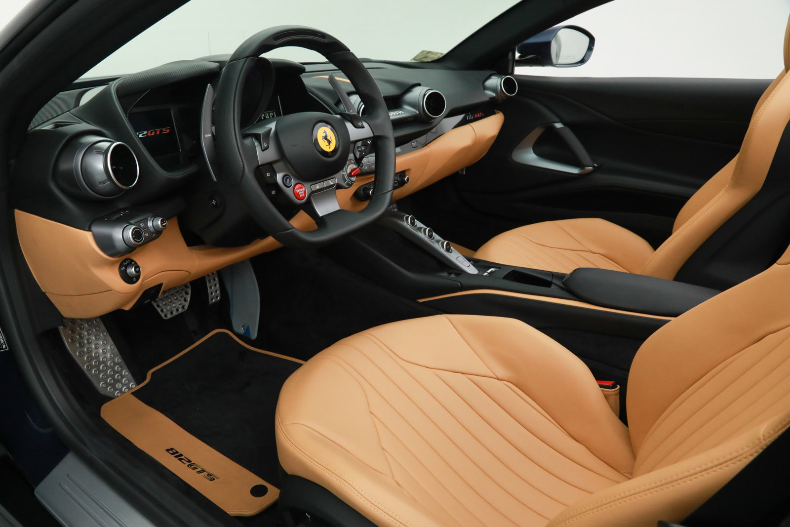 2022 Ferrari 812 GTS, 3/20