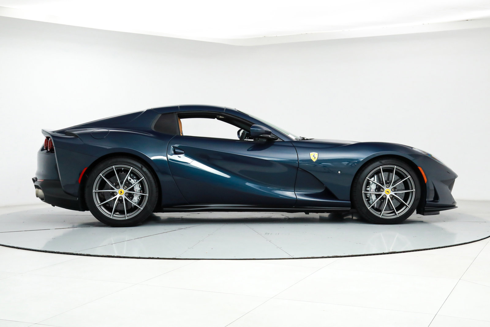 2022 Ferrari 812 GTS, 10/20