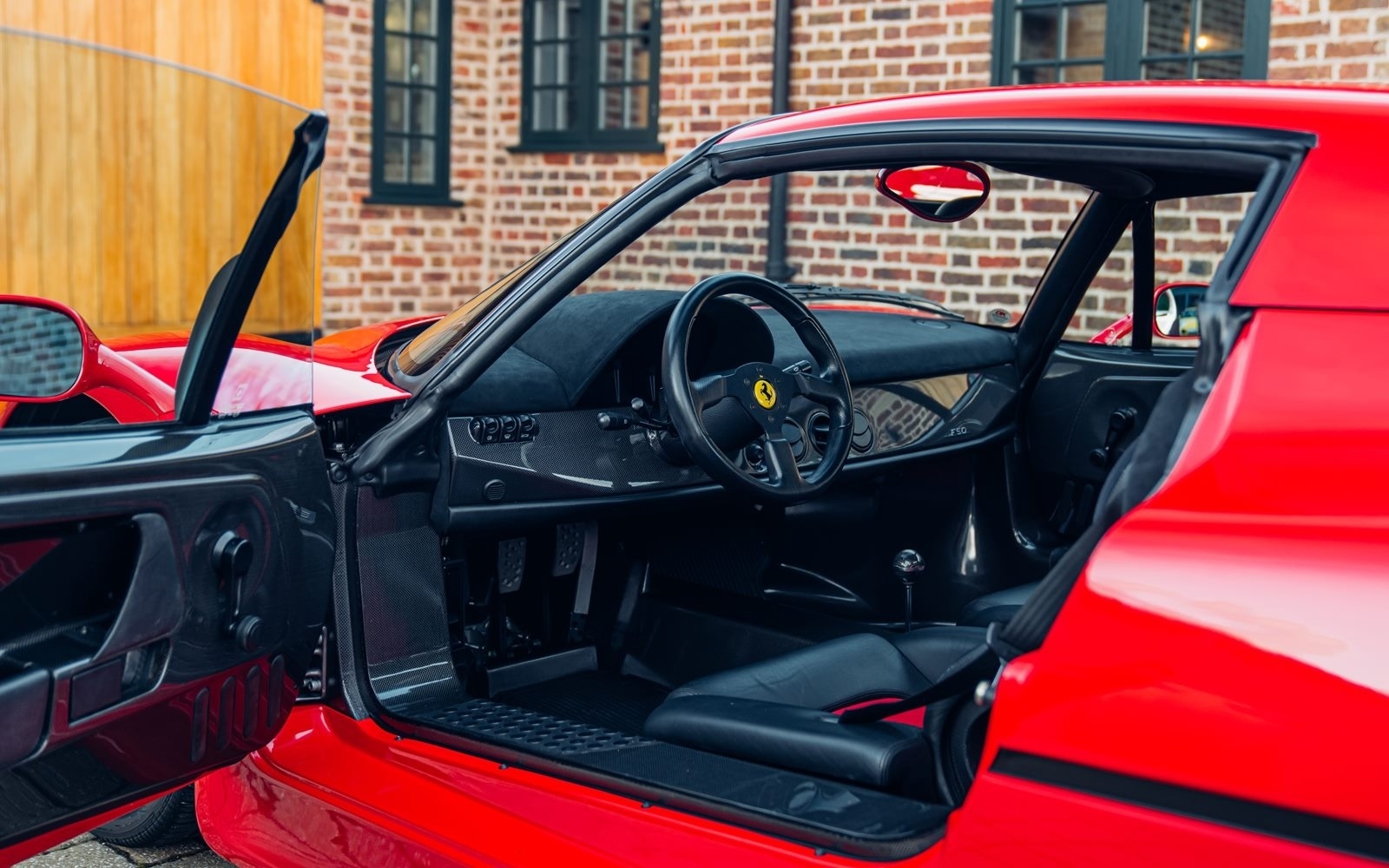 1997 Ferrari F50, 2/19