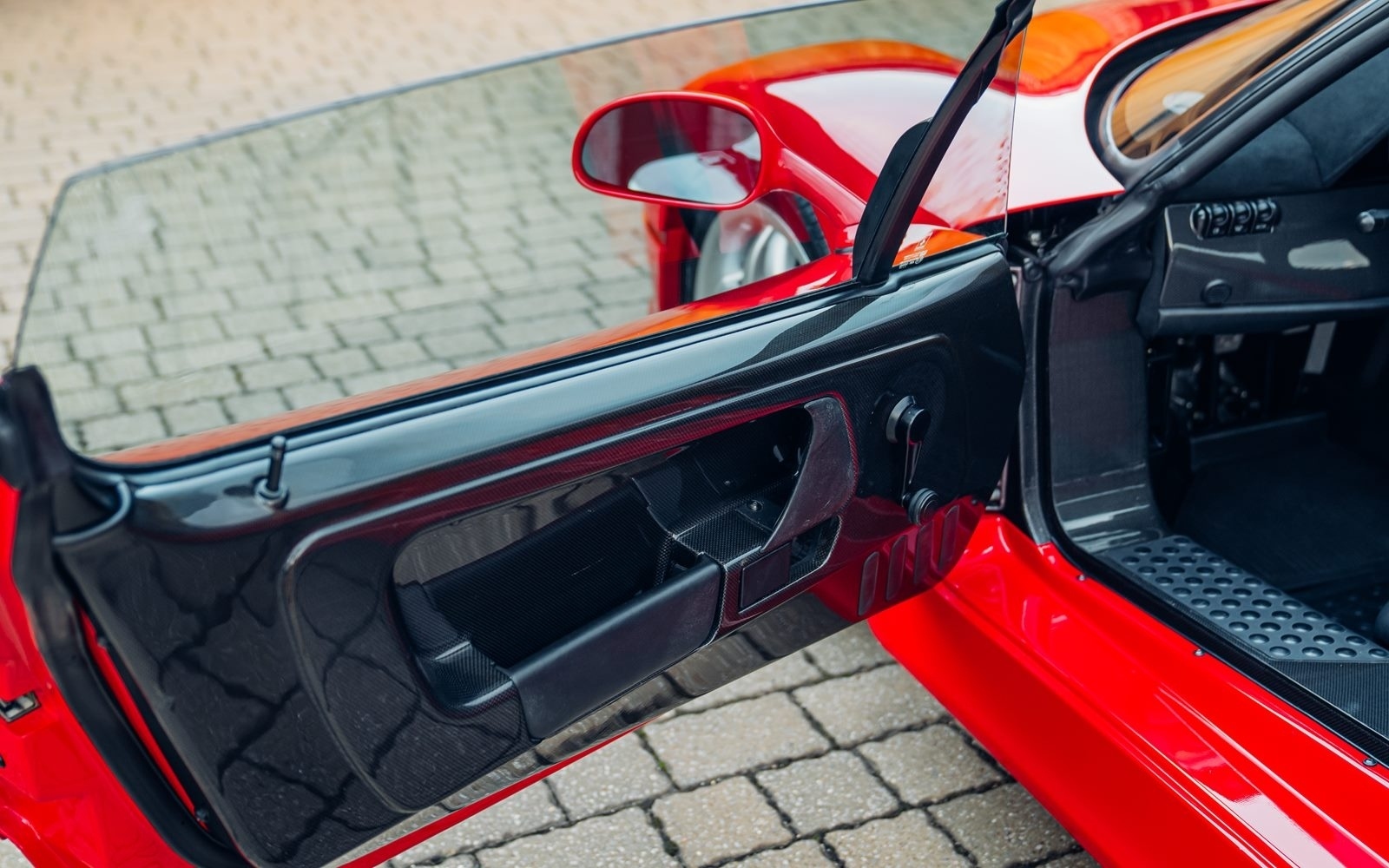 1997 Ferrari F50, 8/19