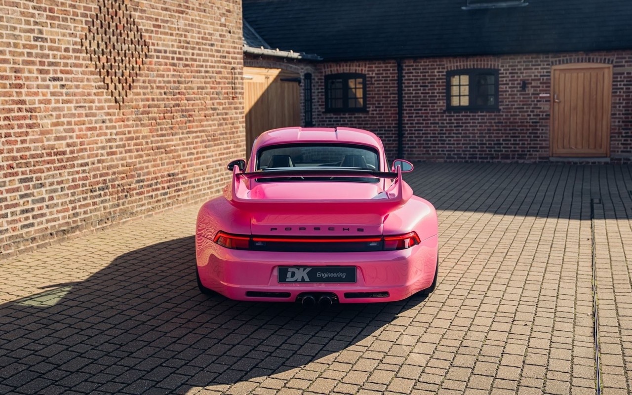 1995 Porsche 911 Gunther Werks GWX ‘Bubblegum’, 4/20