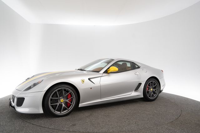 2010 Ferrari 599 GTO, 10/20