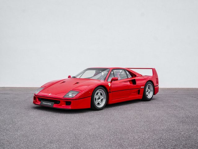 1992 Ferrari F40, 2/20