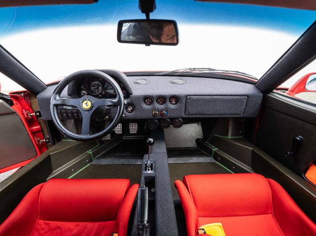 1992 Ferrari F40, 8/20