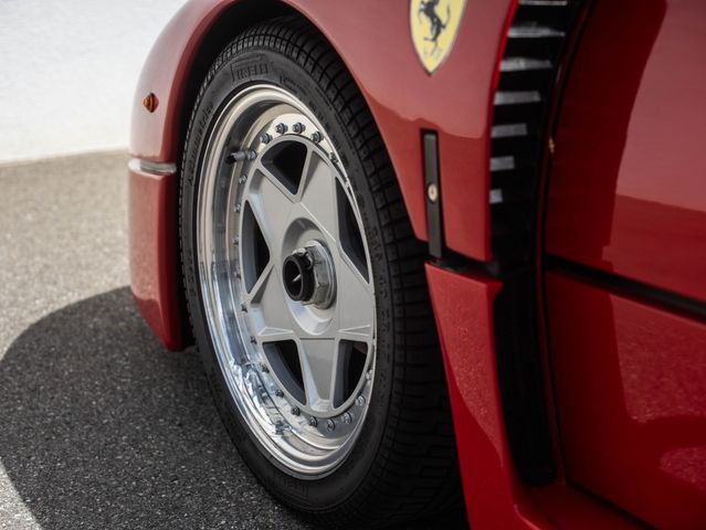 1992 Ferrari F40, 16/20
