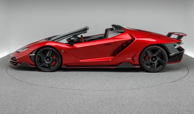 2018 Lamborghini Centenario Roadster, 4/17