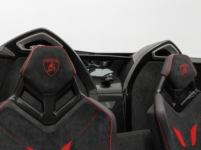 2018 Lamborghini Centenario Roadster, 12/17